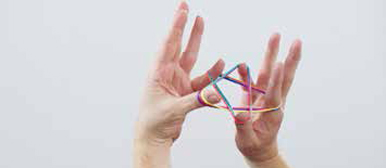 Hand mit Fadenspiel Stern