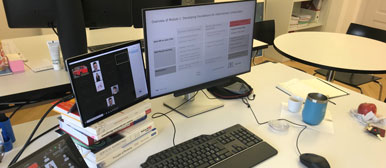 Arbeitsplatz Bildschirm und Tastatur