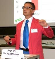 Thomas Nussbaumer als Tagungsleiter am Holzenergie-Symposium 2014 an der ETH Zürich